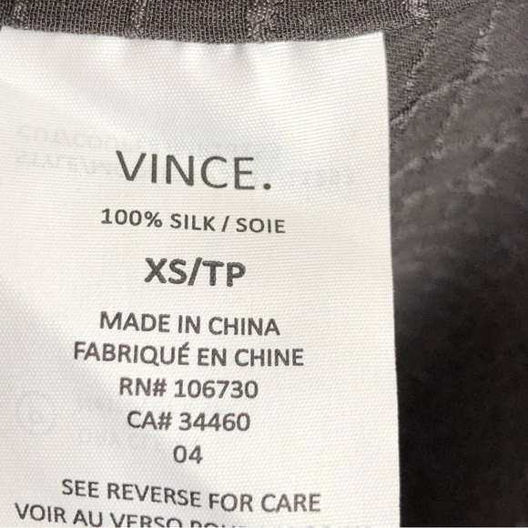 VINCE snake, croc, embossed design, silk button, down shirt - Picture 6 of 11